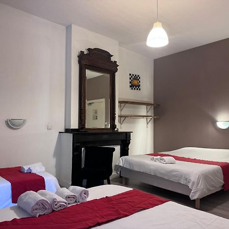 Hotel Central Каркассонн Екстер'єр фото